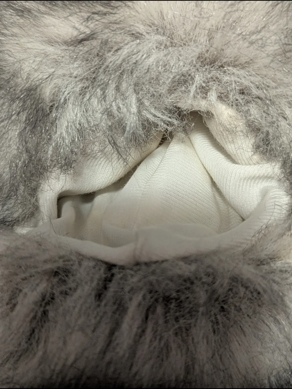 Plush Husky Puppet Timber Folkmanis - Picture 7 of 7